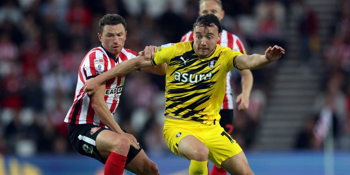 £6,400-a-week Sunderland player told he’s leaving the Stadium of Light