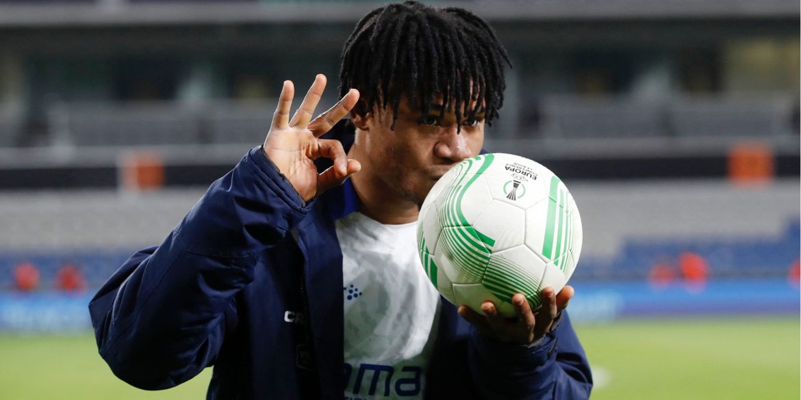 Tottenham Hold "Positive Contacts" For Forward