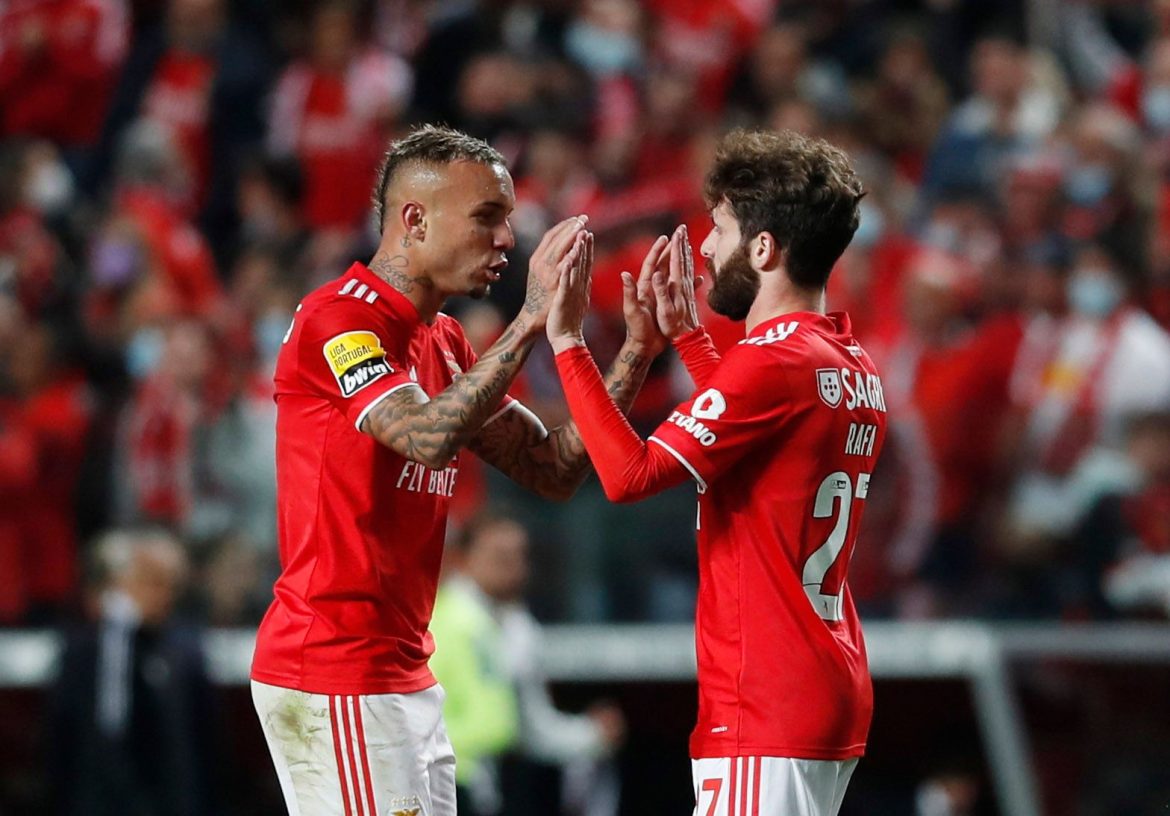 Everton eyeing up Benfica’s Soares